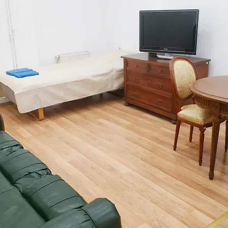 City Center Rent With Free Parking Nr.230 דירה