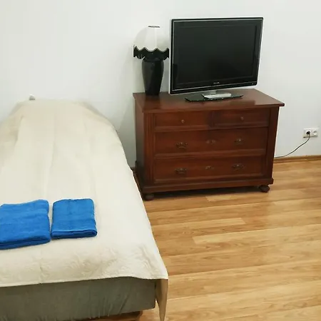 Apartment City Center Rent With Free Parking Nr.230 Riga